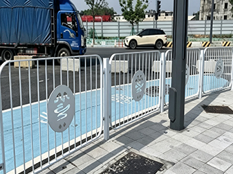 T013 Barrier de trottoir 